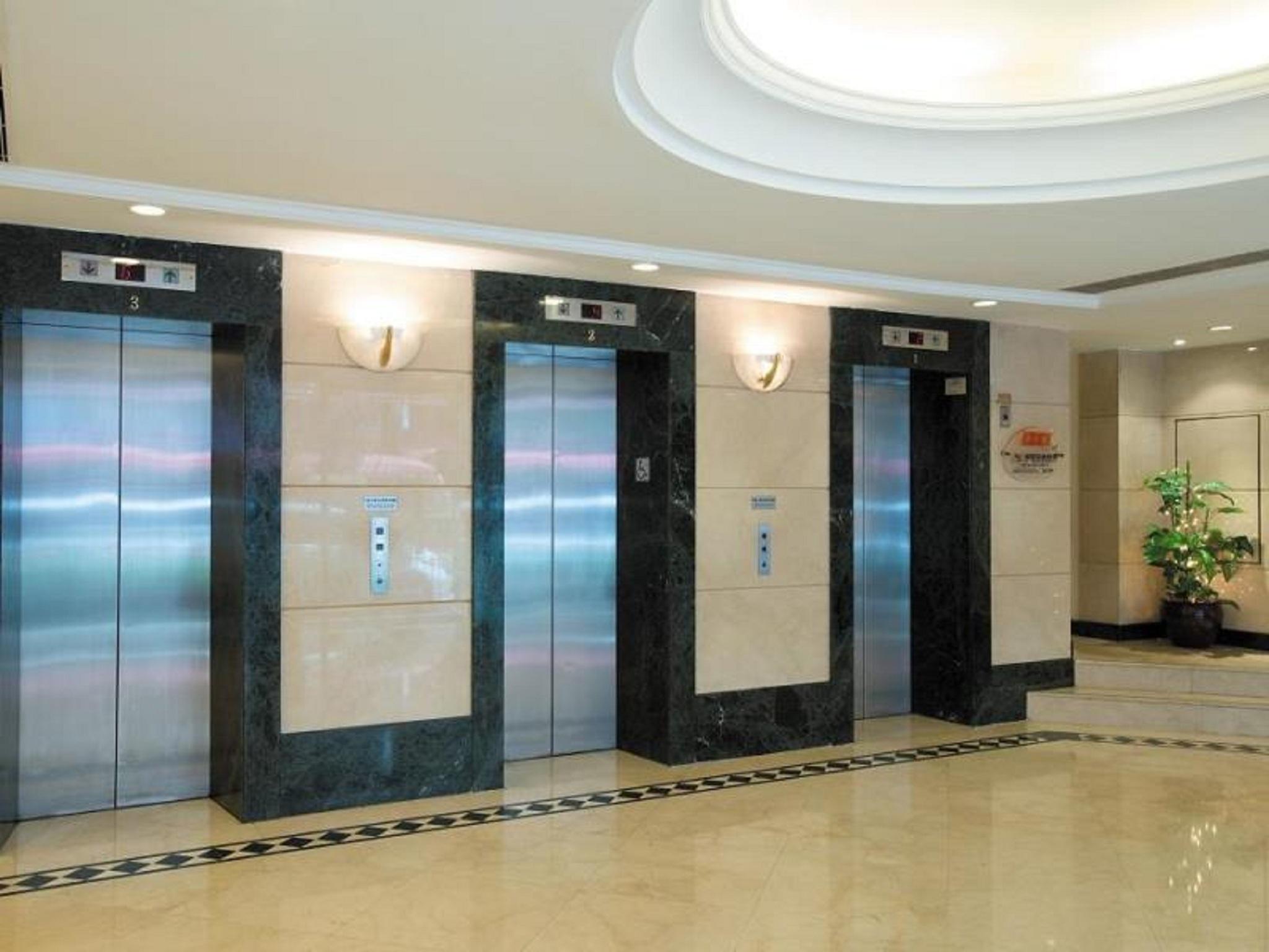 The South China Hotel Hong Kong Exterior foto